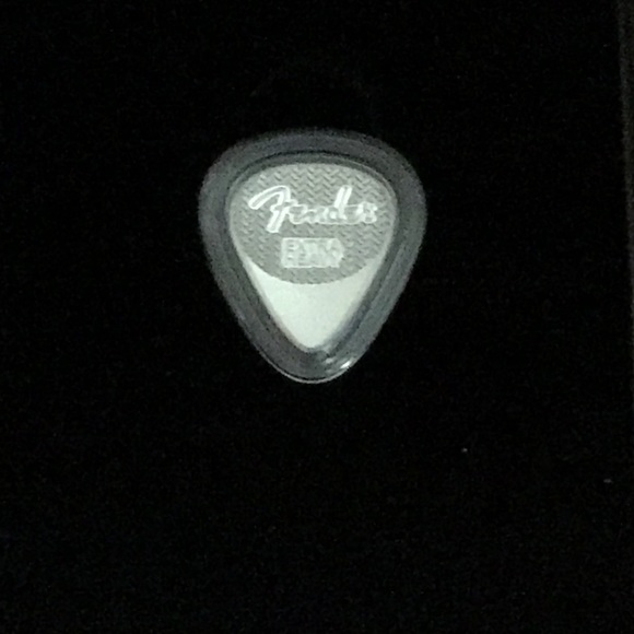 SOLD SOLD SOLD Silver Fender Guitar Pick - Picture 5 of 7